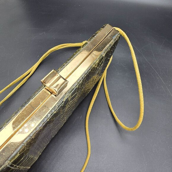 Vintage Shirl Miller Snake Skin Clutch Purse Gold Frame Leather Strap HS 119 - Picture 4 of 10